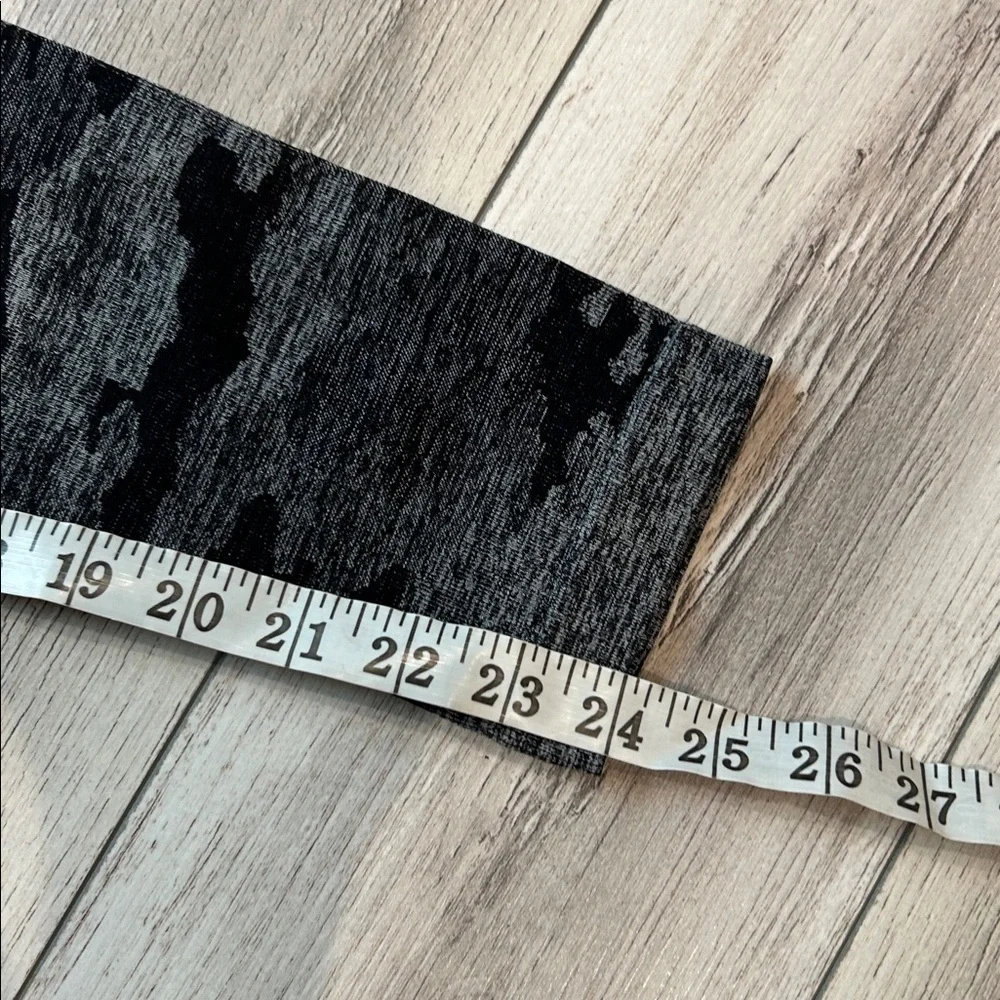 GymShark gray black camo seamless leggings size small